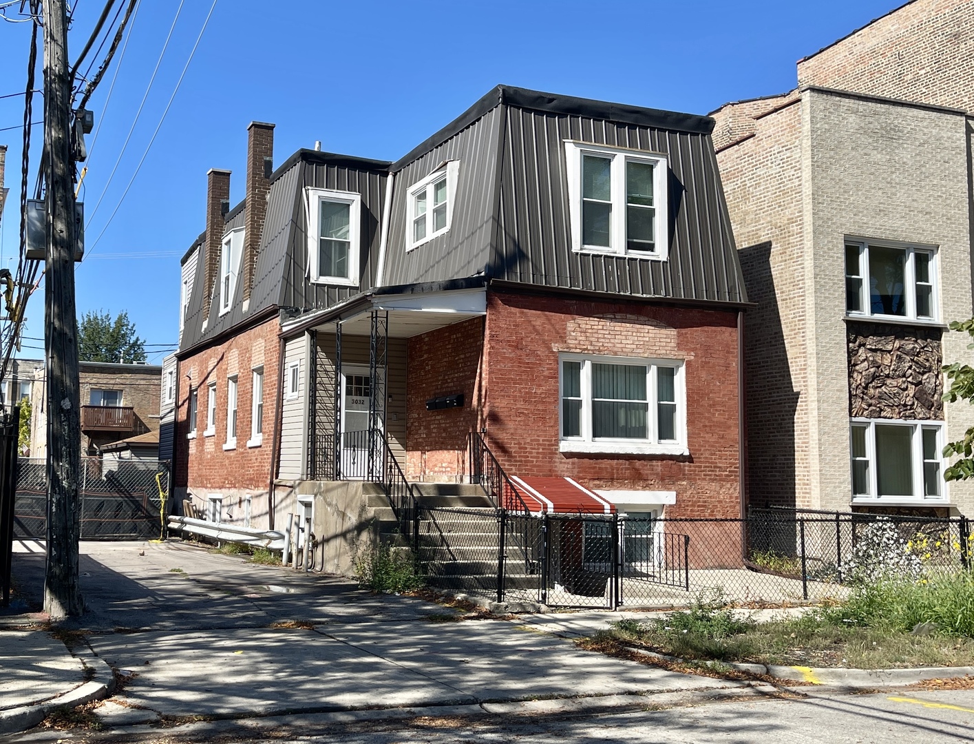 Roam Buy 3032 S Wells St I, Chicago, IL with a 5.99 mortgage included.